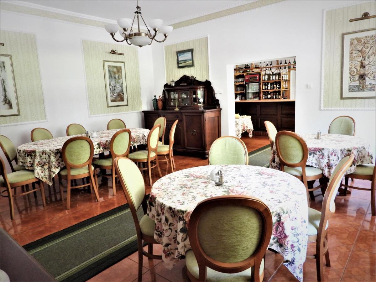 Dworek Osiecki Osieki (Koszalin) Exterior foto
